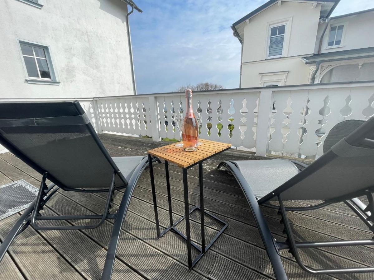 Villa Seestern - Ferienhaus Mit Meerblick Sassnitz Luaran gambar