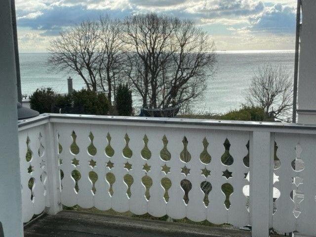 Villa Seestern - Ferienhaus Mit Meerblick Sassnitz Luaran gambar