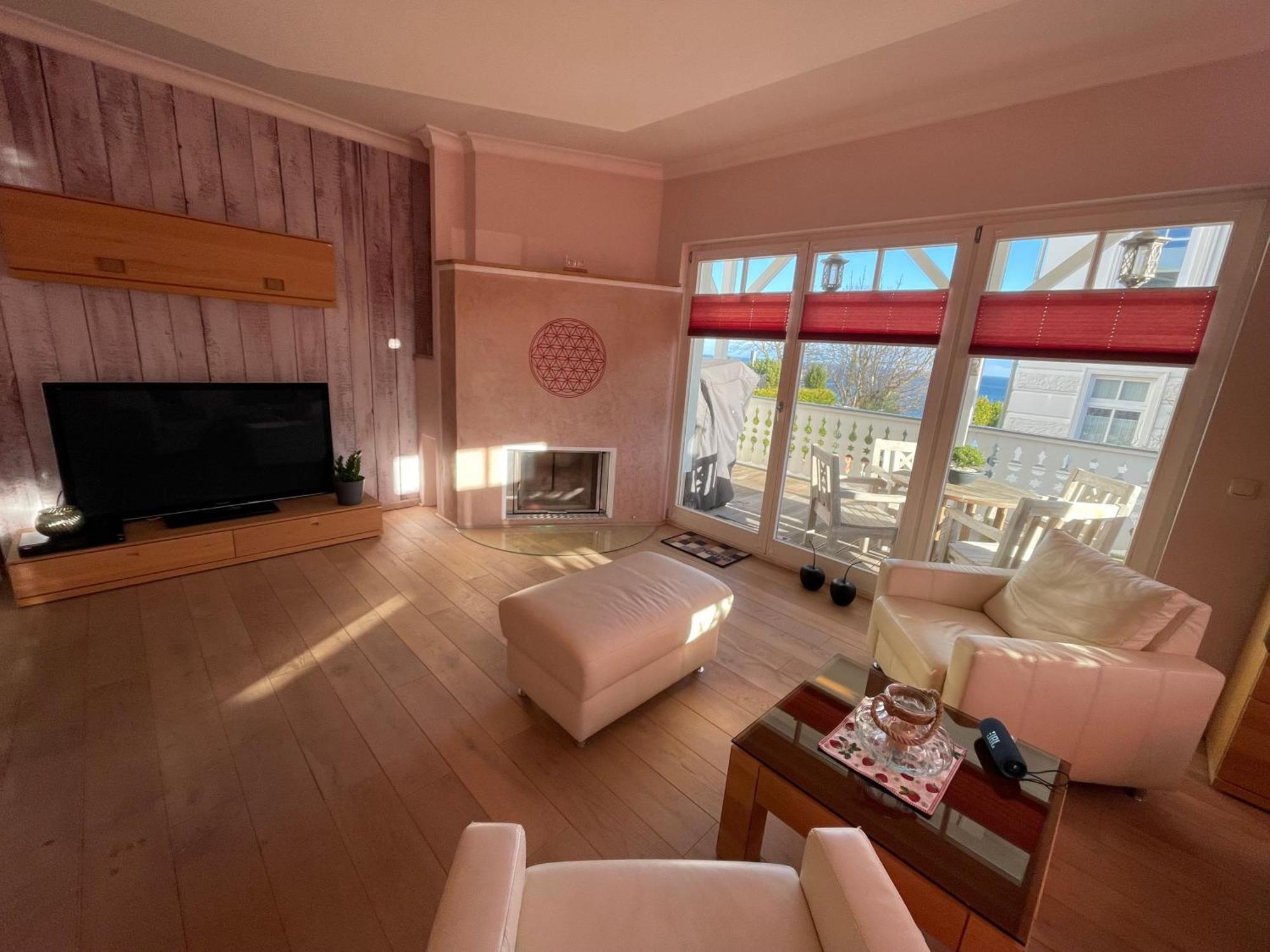 Villa Seestern - Ferienhaus Mit Meerblick Sassnitz Luaran gambar